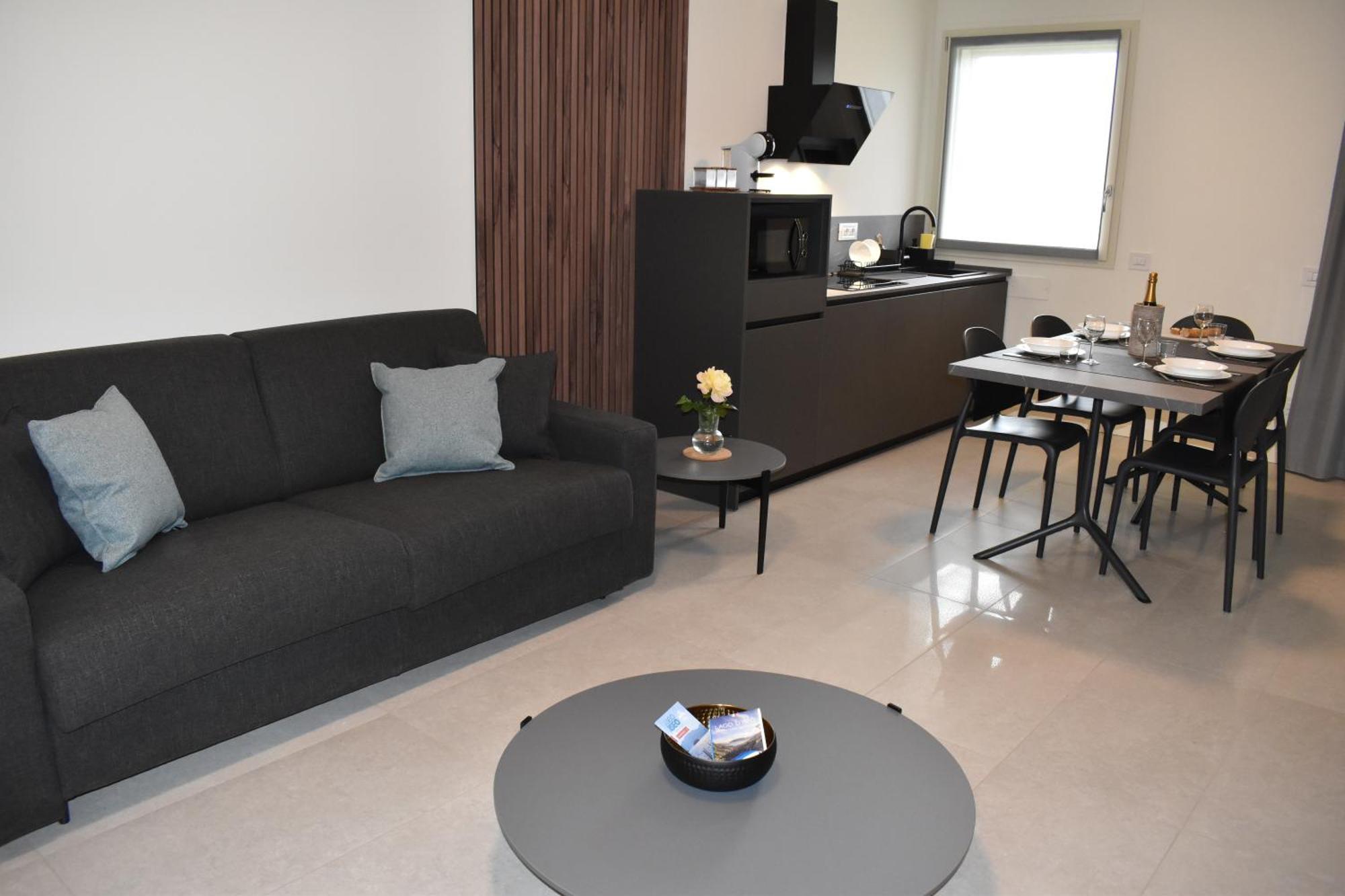 Baia Delle Rose Via Roma 111 Διαμέρισμα Costa Volpino Εξωτερικό φωτογραφία